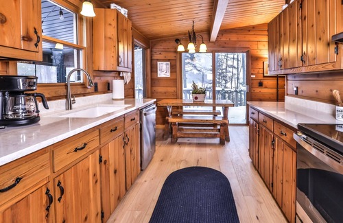 St Germain House | Beautiful Lakefront home on Pickerel Lake