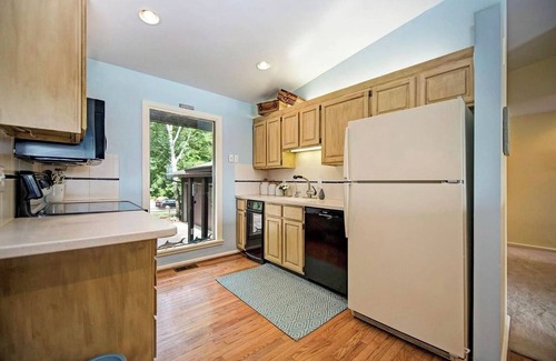 Washtenaw County House | Beautiful Lakehouse Getaway in Chelsea/Waterloo