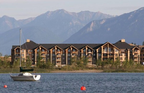 East Kootenay Condo | BEAUTIFUL LAKESIDE CONDO PERFECT FOR FAMILIES
