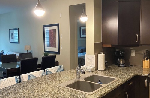 Vernon Condo | Beautiful LAKESIDE RESORT CONDO - Okanagan Lake