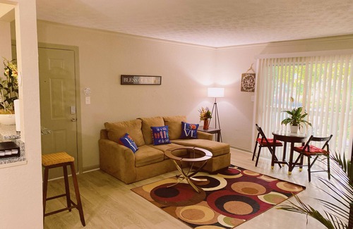 Cumberland Apartment | Beautiful Lakeside Retreat!