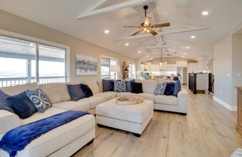 Lakeview House | Beautiful Lakeview Home Near Bull Shoals Lake!