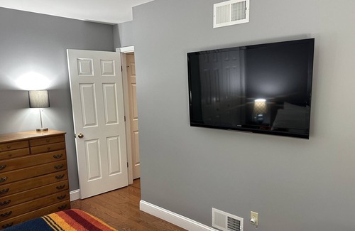 Bausman House | Beautiful Lancaster Suburban Townhouse