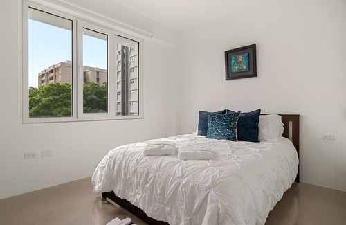 Parque Apartment | Beautiful large apartment w/pool and near the Beach - 10 minutes from airport.
