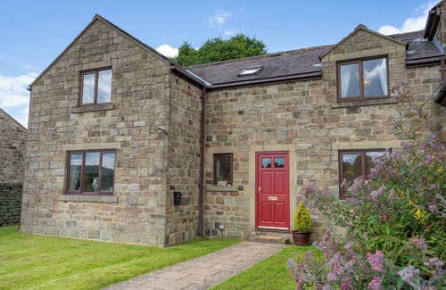 Tansley Cottage | Beautiful, Large Cottage, village location in The heart of the Derbyshire Dales