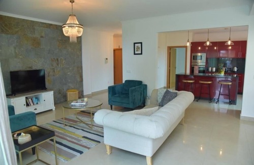 Lombo do Doutor House | Beautiful large detached property heated pool close to the village of Calheta