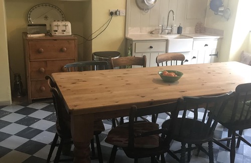 Wareham House | Beautiful large Georgian house with a big garden. Perfect for a family or two!