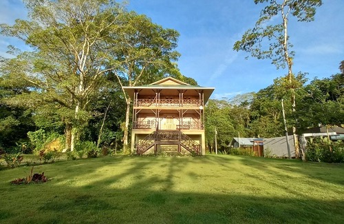 Bocas del Toro House | Beautiful large home in Paunch, Bocas del Toro