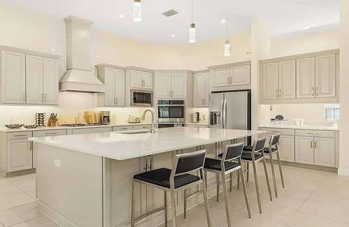Naples House | Beautiful large home with pool and spa, minutes from Marco Island and 5th Ave