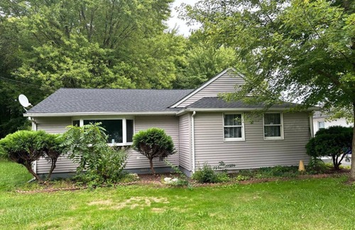 Bowleys Quarters House | Beautiful large ranch-style house located in sought after white marsh community.