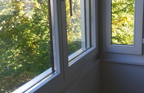 Hirslanden Apartment | Beautiful, large, sunny 1.5 room studio (50 sqm); family-friendly