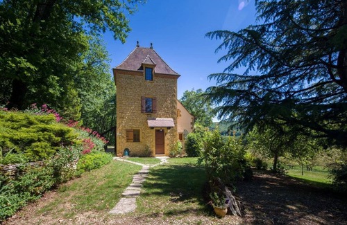 Berbiguieres Villa | Beautiful Le Coutal - Private Pool - Dordogne