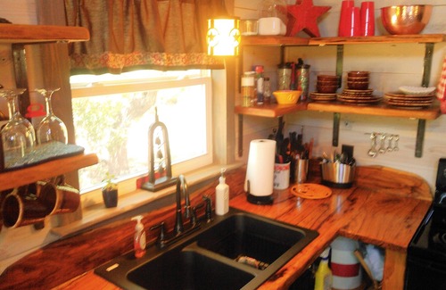 Mason Cabin | Beautiful Llano River front cabin near Castell Swimming, fishing, kayaking.