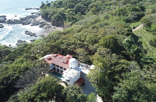 Puerto Carrillo Villa | Beautiful located beach house
