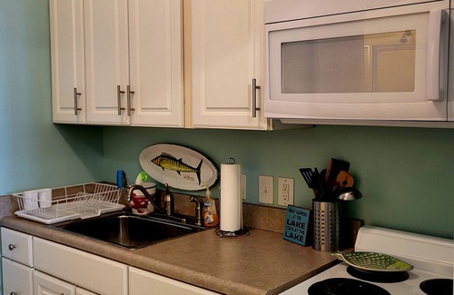 Holiday Island Condo | Beautiful location, close to Eureka Springs. No cleaning fee!