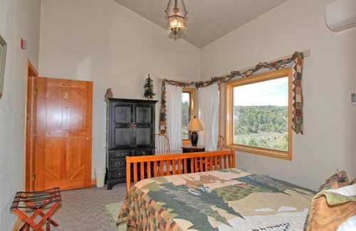 Talmage Cabin | Beautiful Lodge and Private 600 acre Canyon Paradise