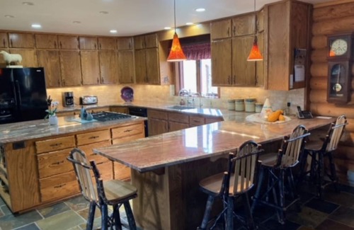 Worland Cabin | Beautiful Lodge with Back-Country Views and Western Charm