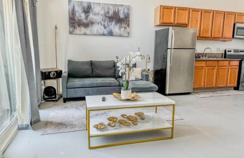 Little Italy Apartment | Beautiful Loft in Little Italy SD with Parking
