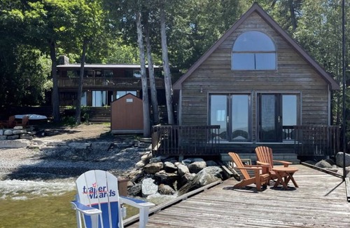 Tay Cottage | Beautiful Loft on the Lake