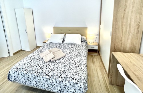 Centre Historic de Manresa Apartment | Beautiful Loft Three in Manresa