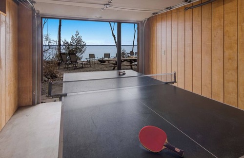Traverse City Cabin | Beautiful log cabin with private East Bay frontage on Old Mission Peninsula