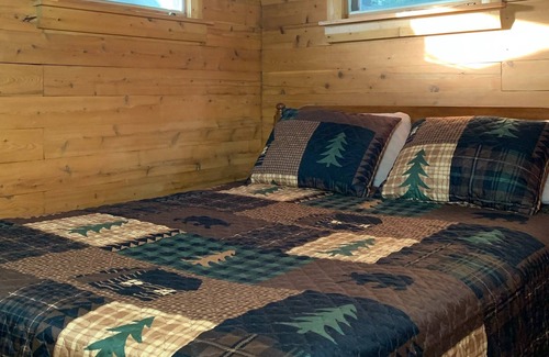 Rockwood Cabin | Beautiful Log Cabin located near Moosehead Lake.