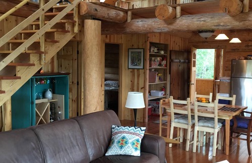 Grand Marais Cabin | Beautiful Log Home Across From The BWCA