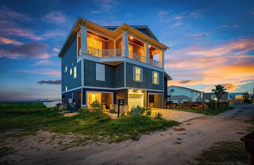 Flagler Beach House | Beautiful luxurious ocean front home Flagler Beach