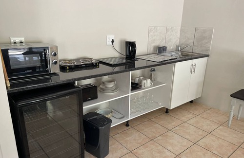 Strand Cabin | Beautiful luxury apartment, set in quiet area in a nice garden, 10 min from beach