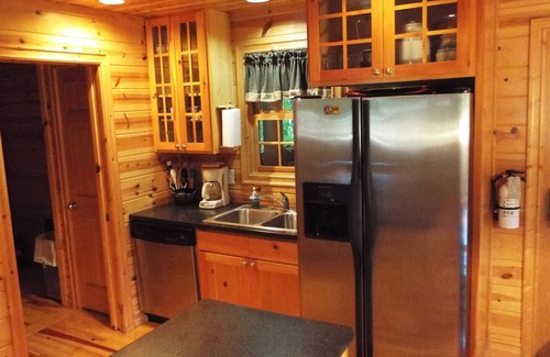 Saugatuck Cabin | Beautiful Luxury Cabin With Pool/Private Hot Tub