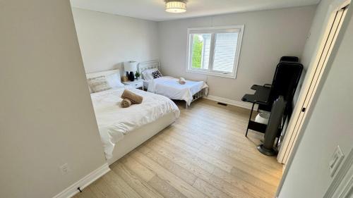 Niagara Falls Villa | Beautiful Luxury Cozy Home