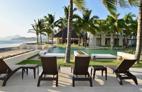 Olas Altas Apartment | BEAUTIFUL LUXURY CONDO OCEAN FRONT, BEST PLACE IN MANZANILLO! VISIT BEST PLACE!