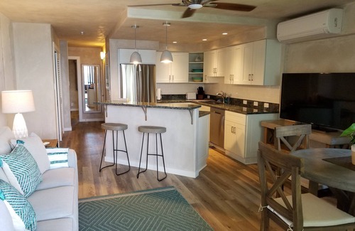 Maalaea Condo | Beautiful, Luxury Oceanfront Condo- Great View, A/C, Wi-Fi, Central Location