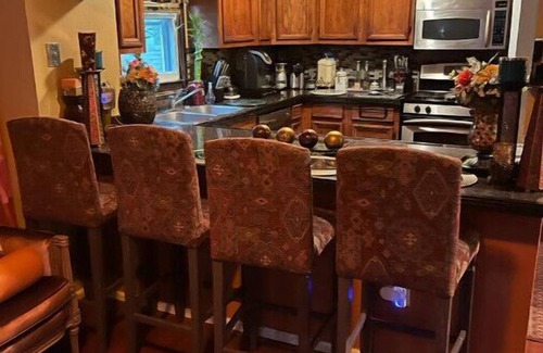 Teaneck House | Beautiful Luxury room
