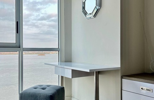 Puerto Santa Ana Apartment | Beautiful Luxury Suite overlooking the Guayas River in Puerto Santa Ana, Guayaquil