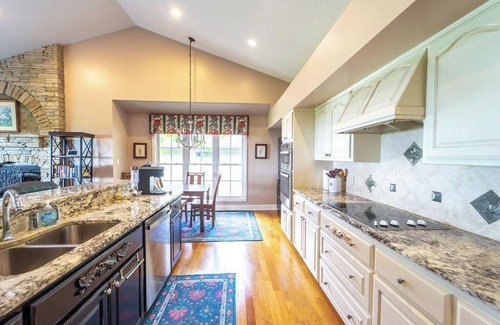 Hot Springs Village House | Beautiful Mountain View