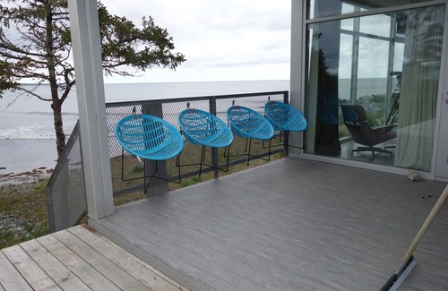 East Petpeswick House | Beautiful Martinique Beach Home Right on the sandy Beach! Minimum 30 day rental