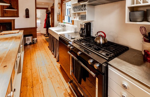Mahone Bay House | Beautiful Mahone Bay Heritage Home
