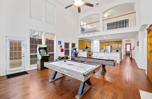 Valley Ranch House | Beautiful Mansion w/Pool + Huge Gameroom