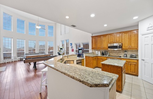 Valley Ranch House | Beautiful Mansion w/Pool + Huge Gameroom