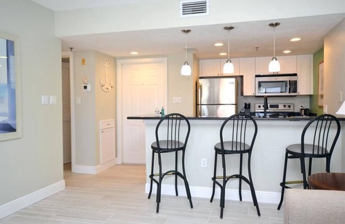 Burnt Store Marina Condo | Beautiful marina view in the Keel Club @ Burnt Store Marina and Country club