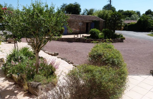 La Roche-sur-Yon House | BEAUTIFUL MASTER HOUSE IN THE COUNTRYSIDE 8 MIN FROM LA ROCHE SUR YON - WIFI