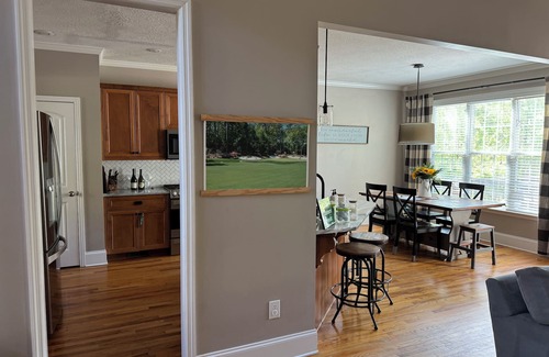 Evans House | Beautiful Masters rental in a quiet environment and with great style