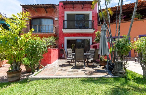 Isla Iguana Villa | Beautiful Mexican style house @ Marina Vallarta