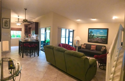 Ludlam House | Beautiful Miami Lakehouse For Families RH 3 Beds/2 Baths/Sleeps 4