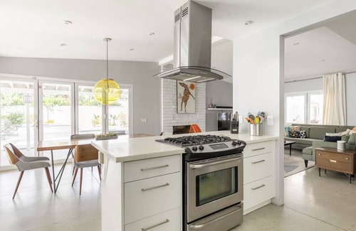 Desert Park Estates House | Beautiful Midcentury Oasis