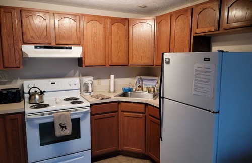 Damariscotta Condo | Beautiful Midcoast Maine Condominium with inground pool