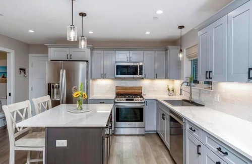 Gunnison House | Beautiful modern 3-bedroom Gunnison/Crested Butte retreat