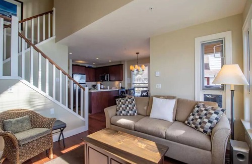 Pender Island Cottage | Beautiful modern cottage with fireplace and large deck at Currents at Otter Bay.