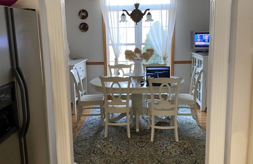 Gouldsboro House | BEAUTIFUL, MODERN, DESIGNER'S HOUSE ON LARGE PROPERTY IN WOODY GATED COMMUNITY
